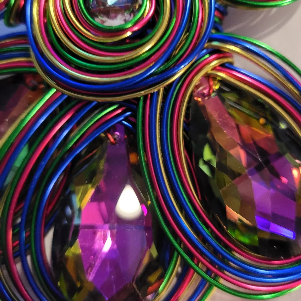 Beautiful aluminum Wire Crystal Necklace/ Earrings SetColorful Artisan Jewelry - Picture 11 of 15